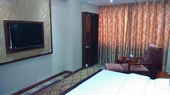 Tengyi Grand Hotel Kunming Exterior foto