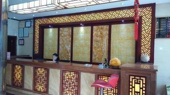 Tengyi Grand Hotel Kunming Exterior foto
